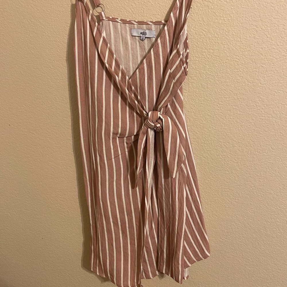 Striped front knot dress